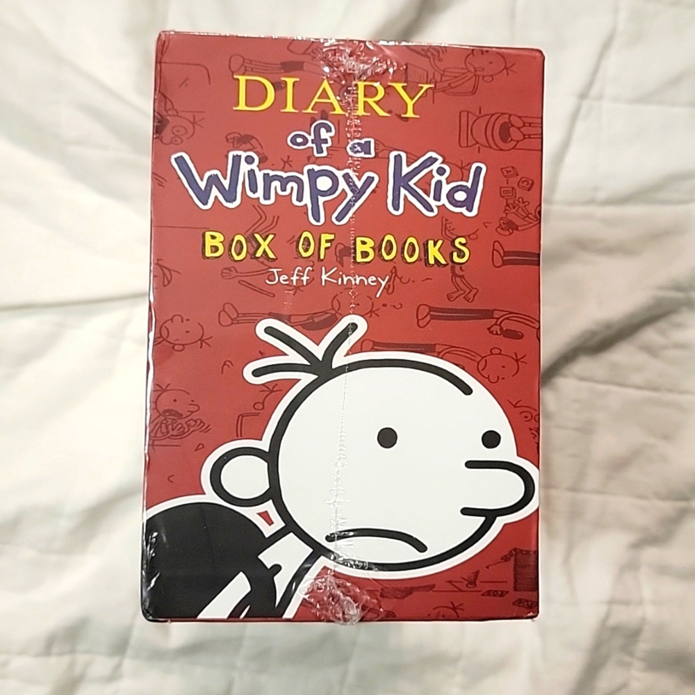 Diary of a wimpy Kid Series HARDBACK  Series